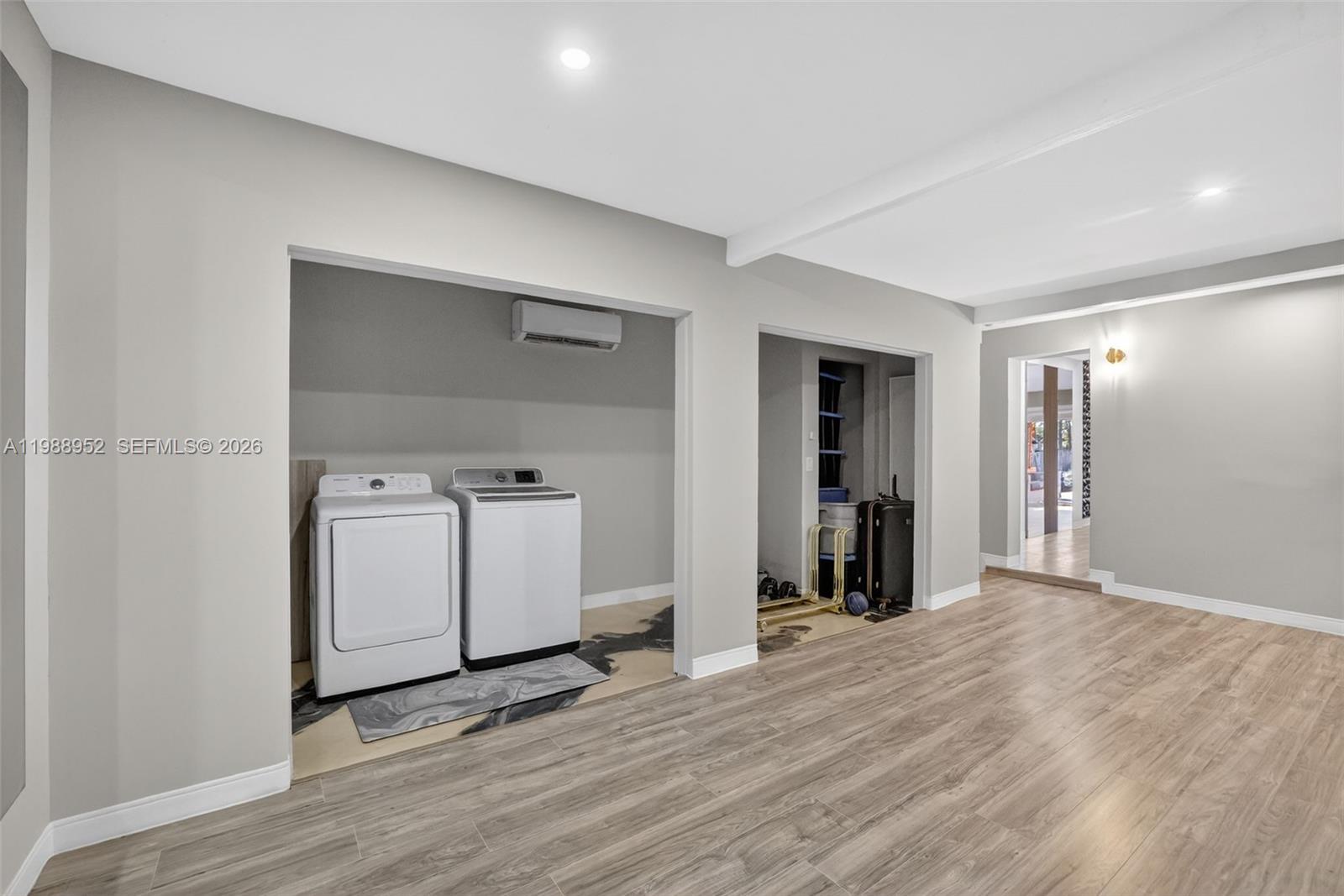 LAUDERDALE ISLES NO 2 - Residential