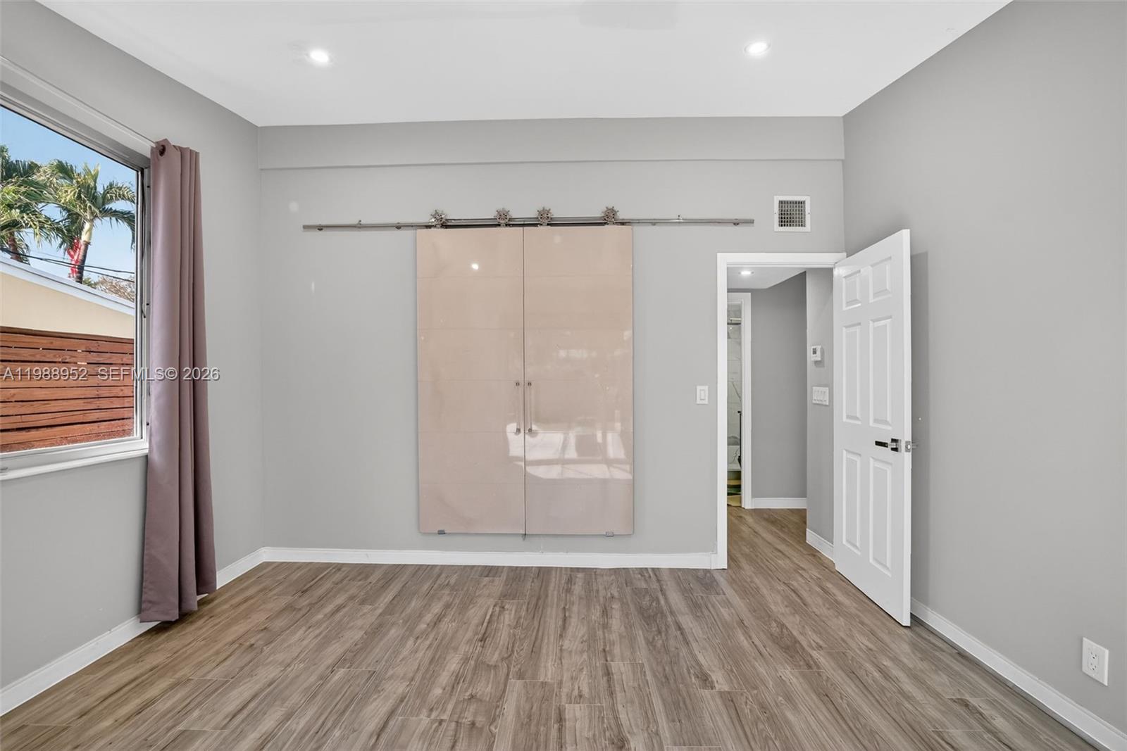 LAUDERDALE ISLES NO 2 - Residential