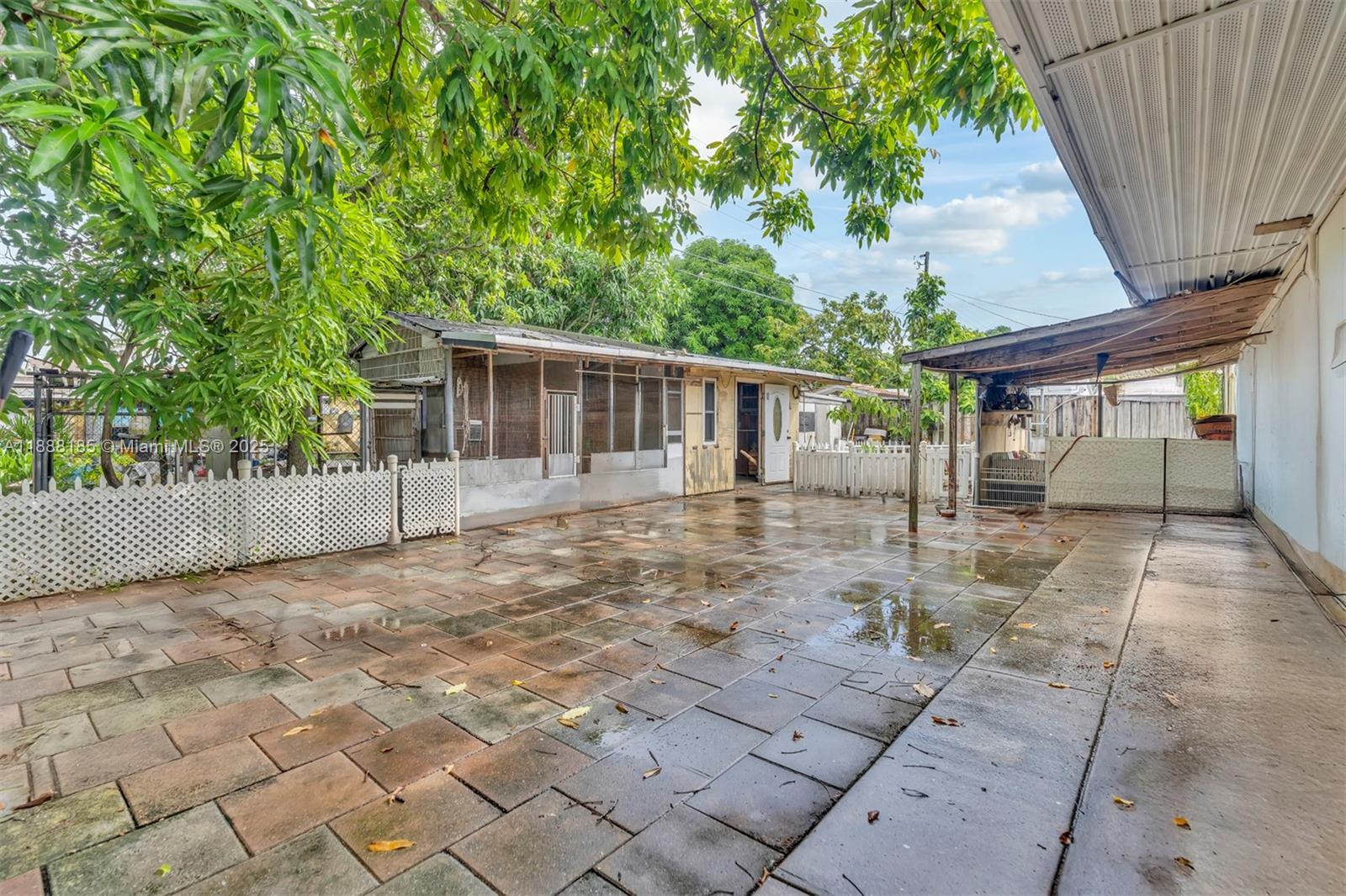 BELVEDERE HEIGHTS - Residential