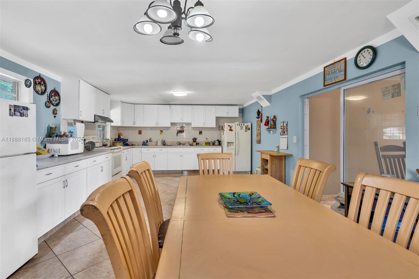 BELVEDERE HEIGHTS - Residential