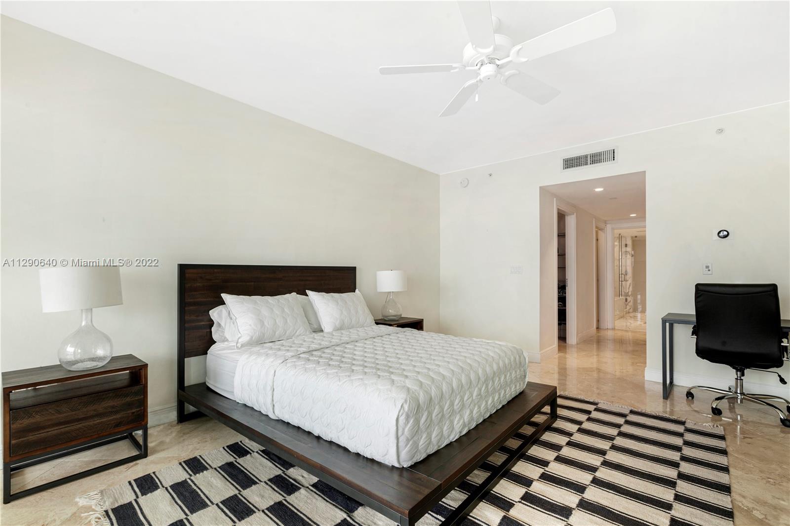 GROVENOR HOUSE CONDO - Residential