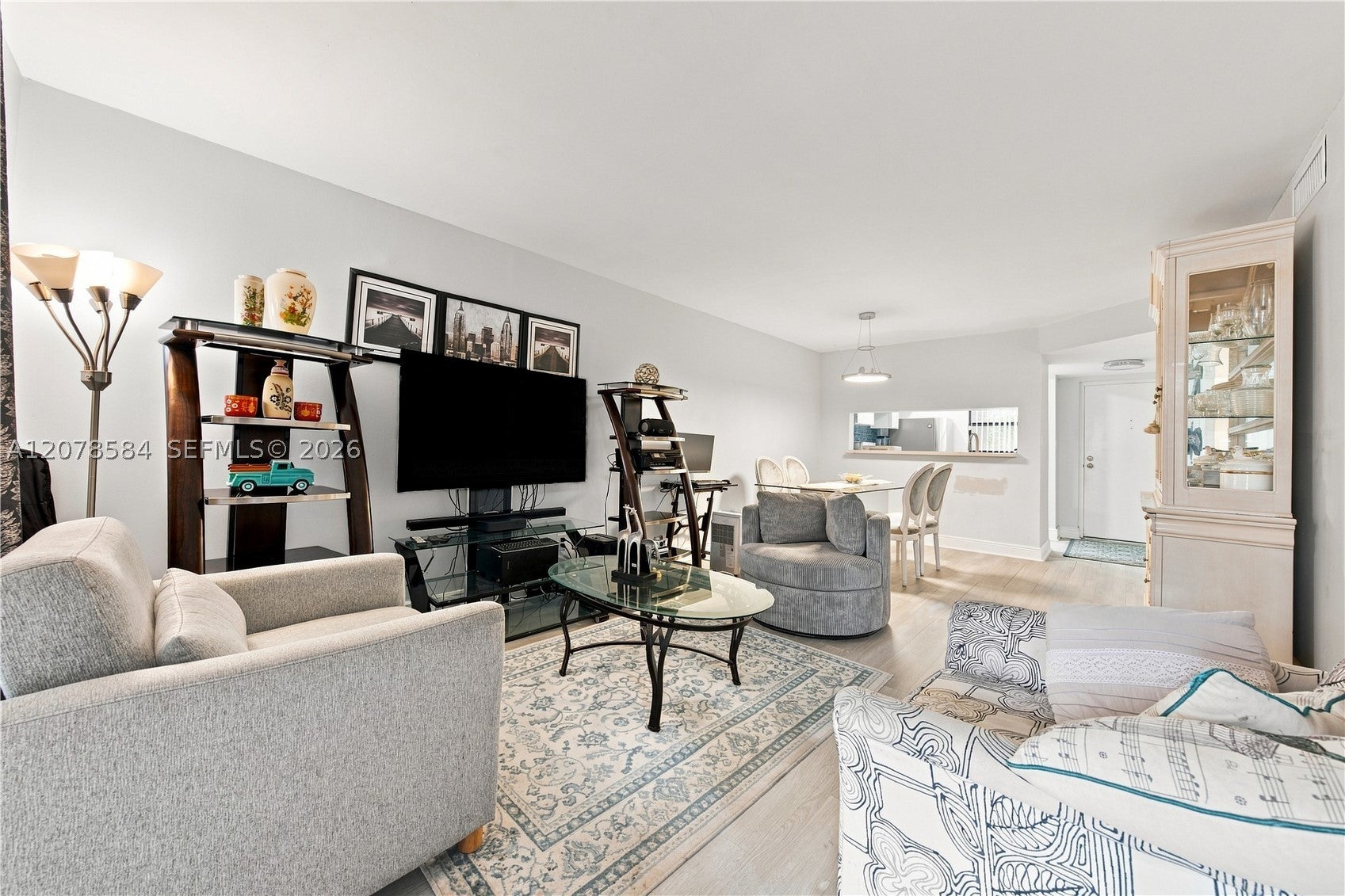 3199 Foxcroft Rd 104