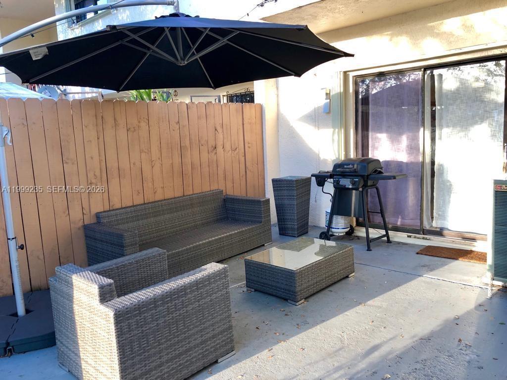 MILLER VILLAS CONDO - Residential Lease