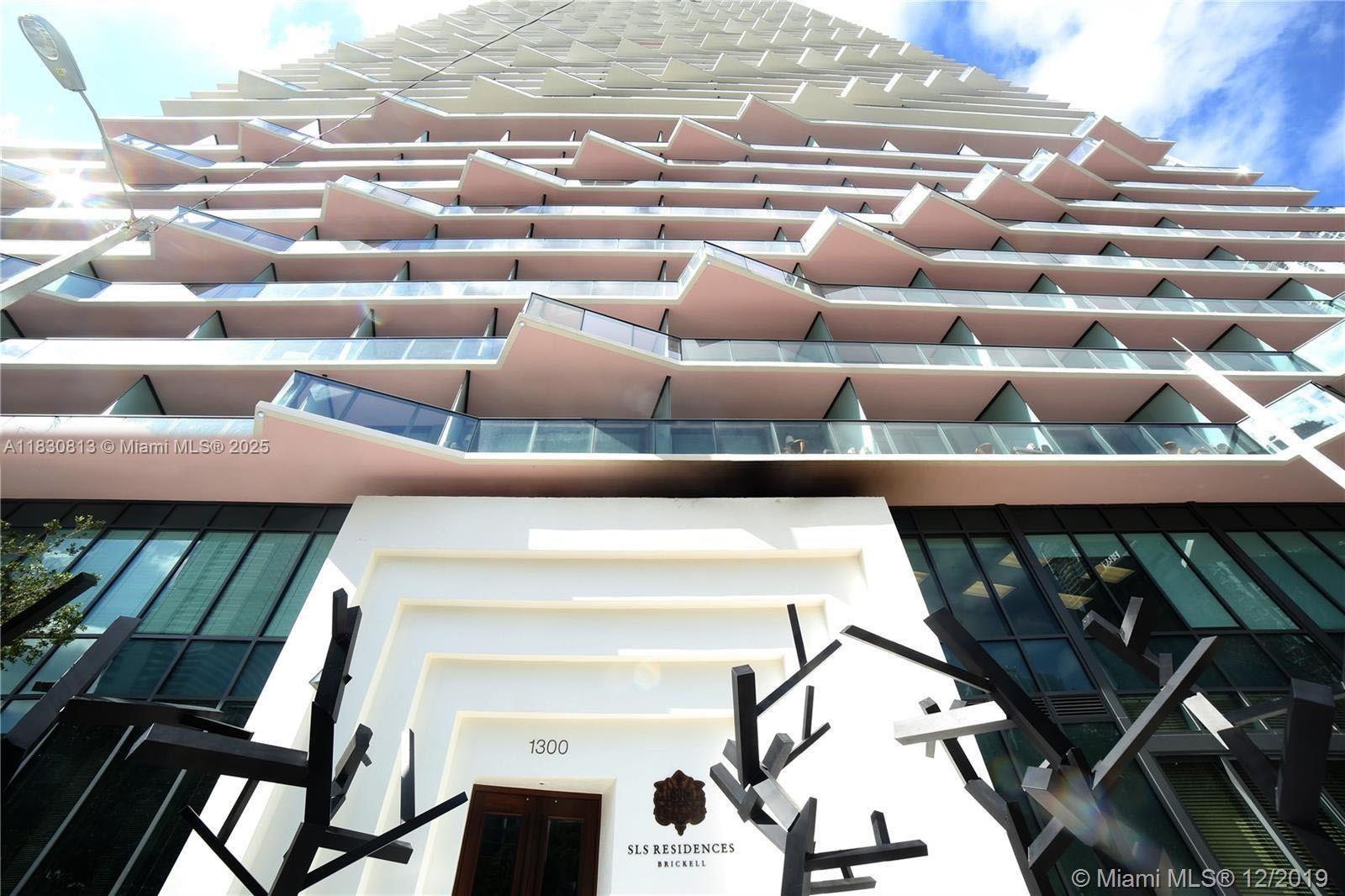 1300 S Miami Ave 2208