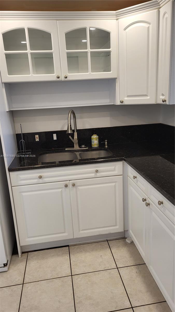 ENSENADA CONDO BLDG E-II - Residential