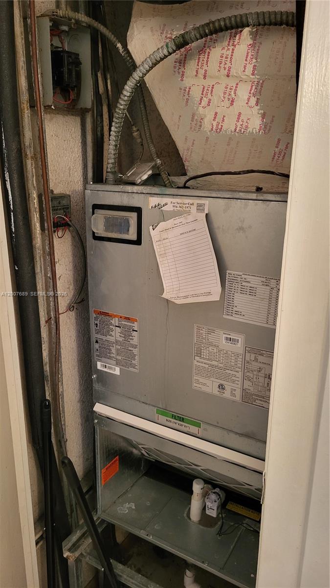 ENSENADA CONDO BLDG E-II - Residential