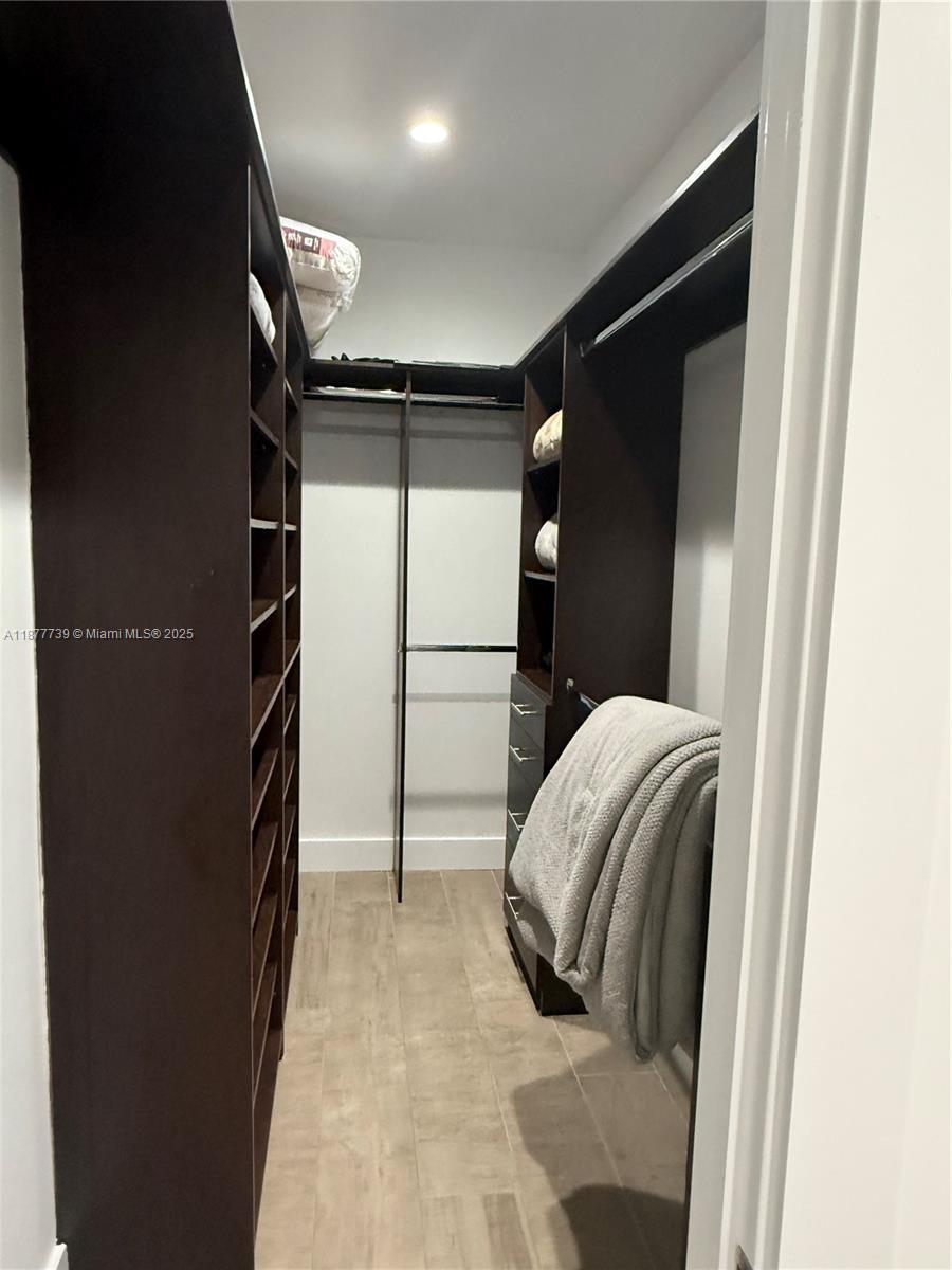 COCONUT GR SEC 1 C GAB - Residential Lease