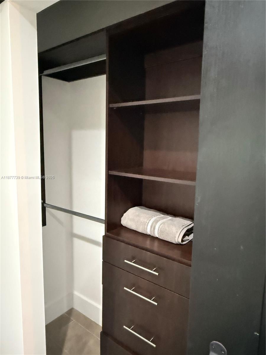 COCONUT GR SEC 1 C GAB - Residential Lease