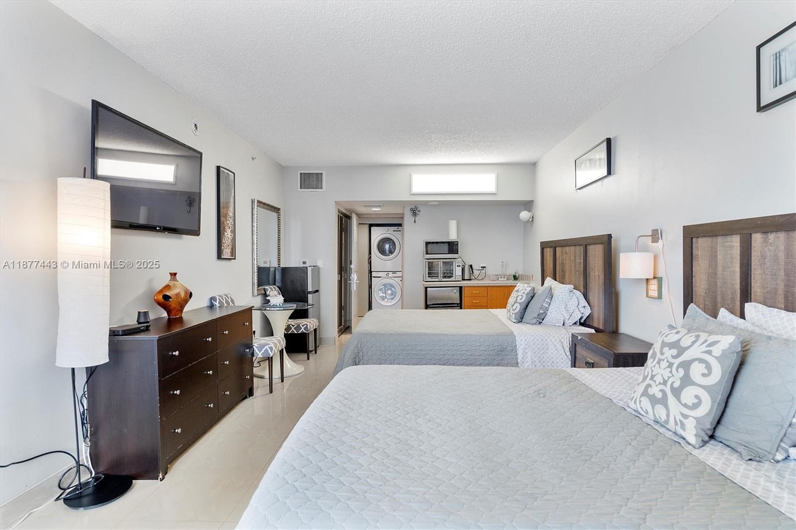 OCEAN POINT BEACH CLUB CO - Residential