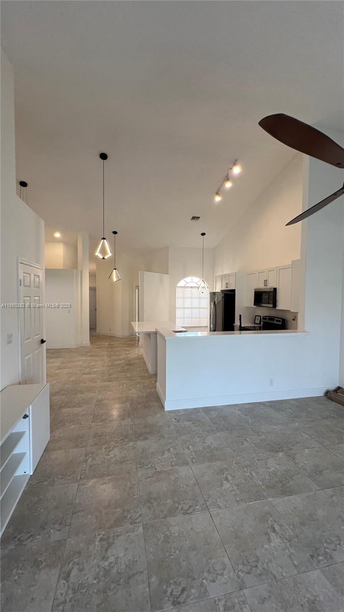 QUAIL RUN VILLAS - Residential