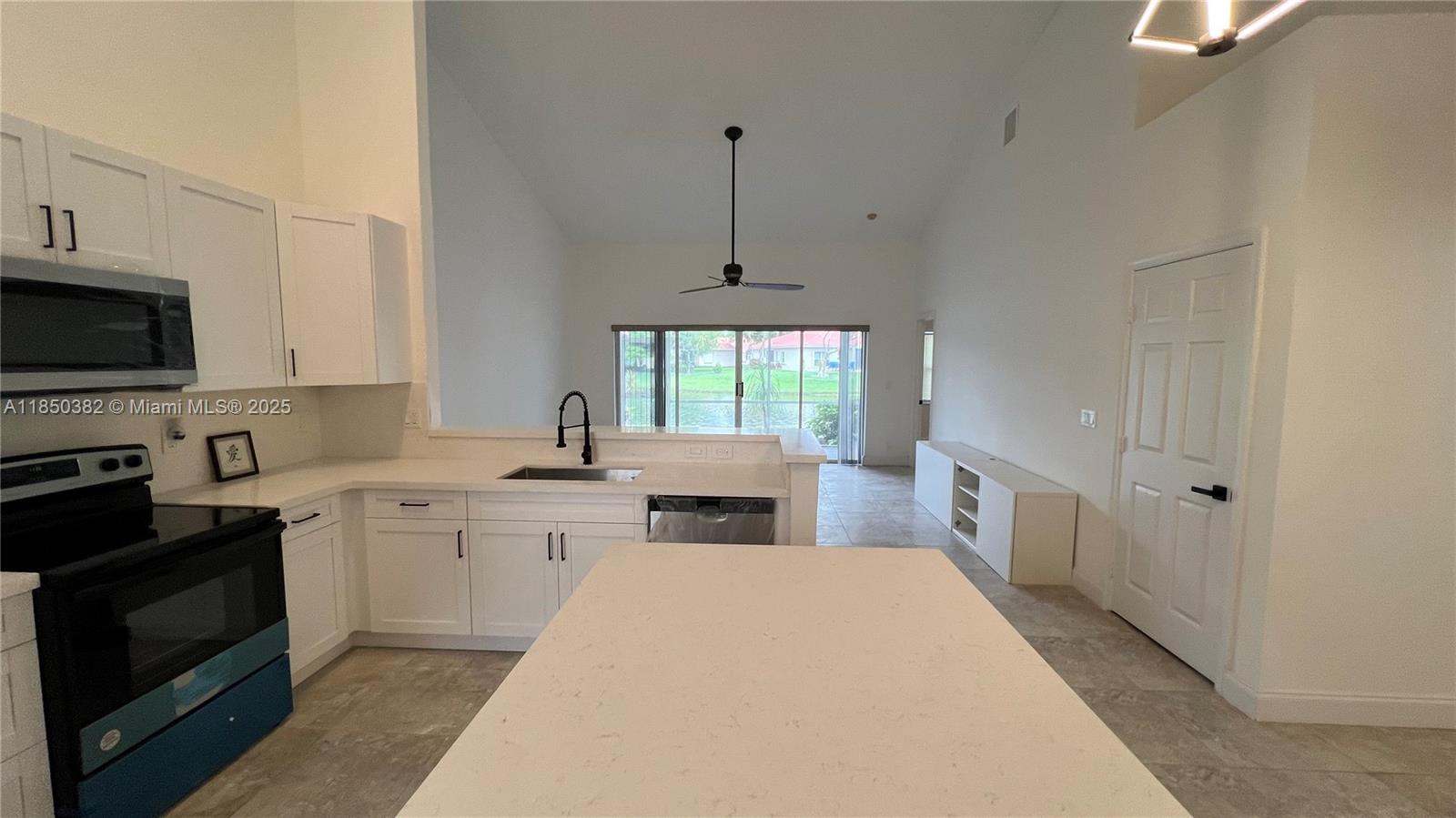 QUAIL RUN VILLAS - Residential