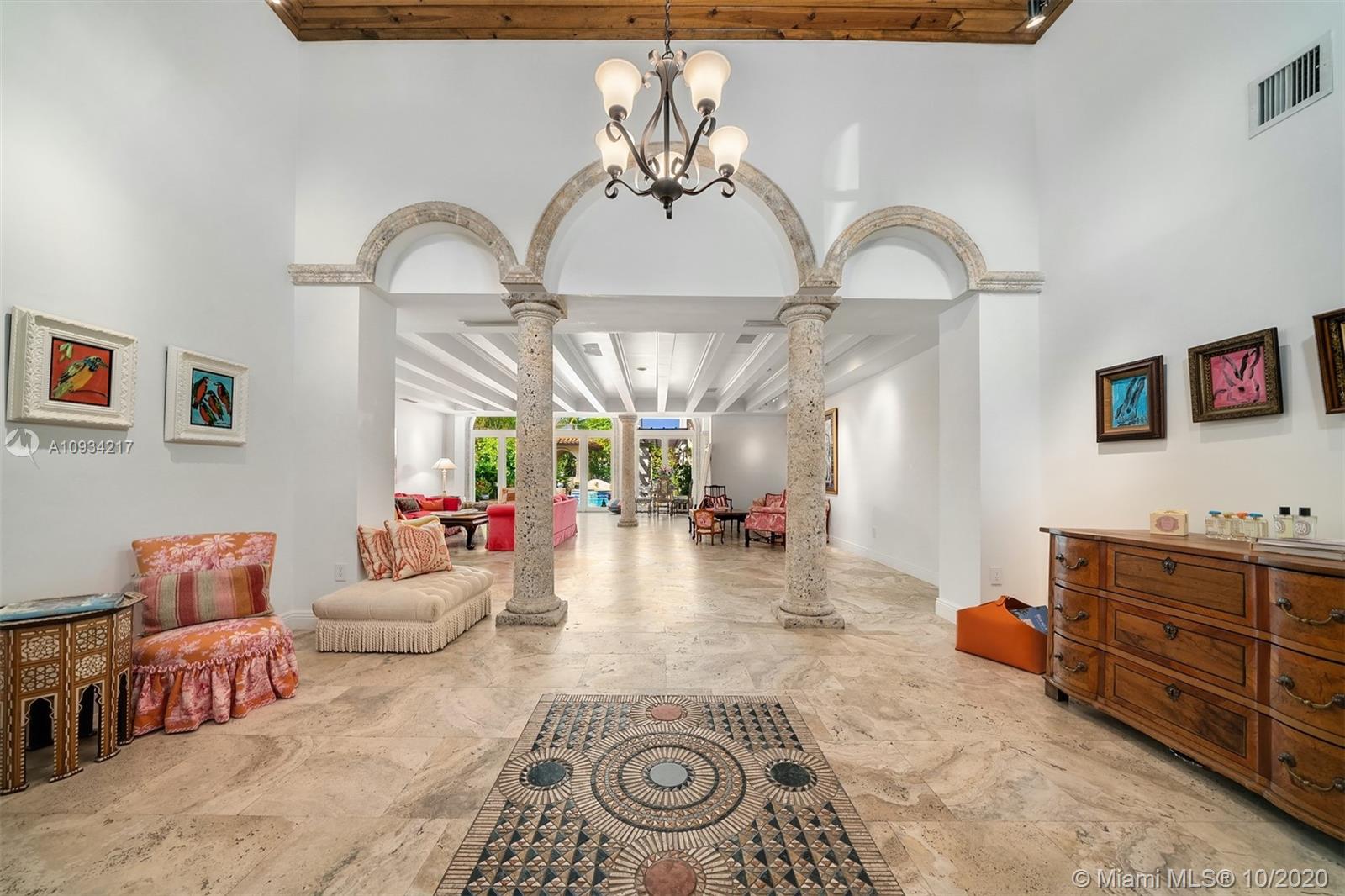 SUNSET ISLANDS-ISLAND NO - Residential