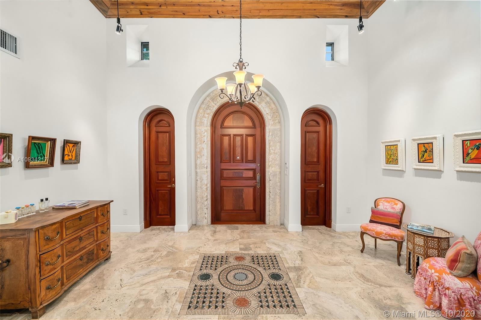 SUNSET ISLANDS-ISLAND NO - Residential