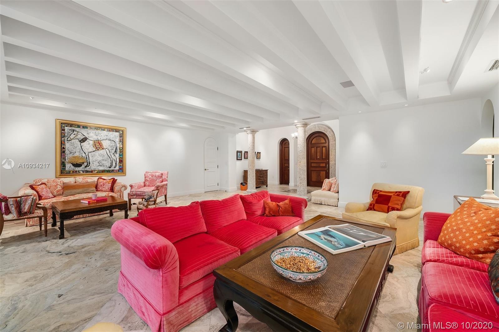 SUNSET ISLANDS-ISLAND NO - Residential