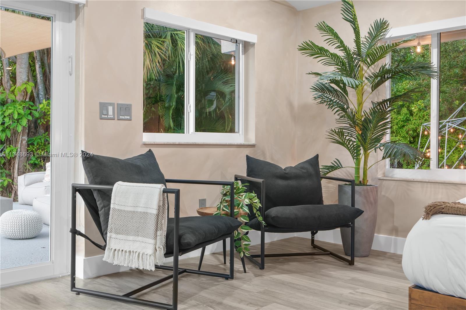 OAKLANE 1ST ADD - Residential