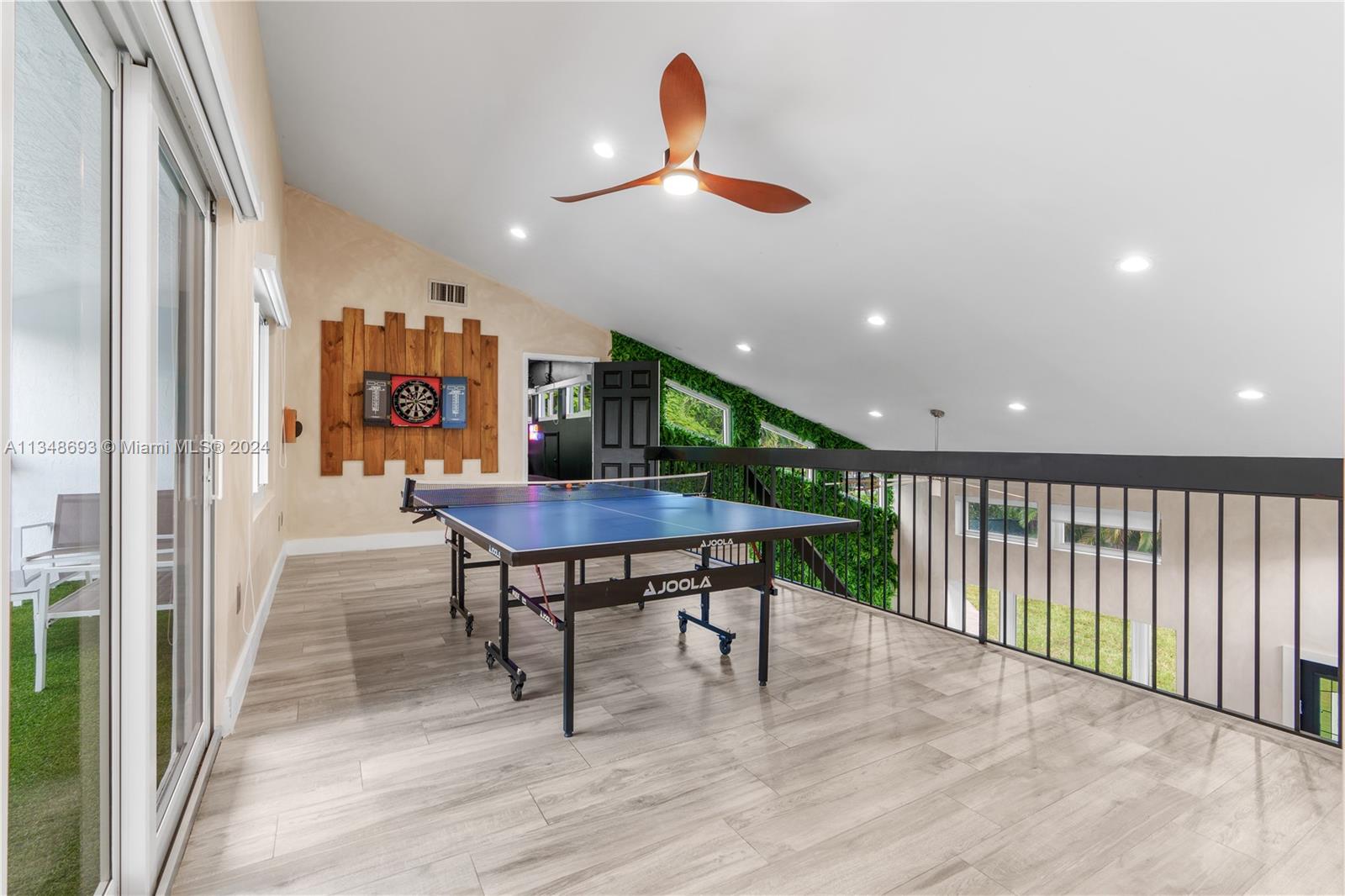 OAKLANE 1ST ADD - Residential