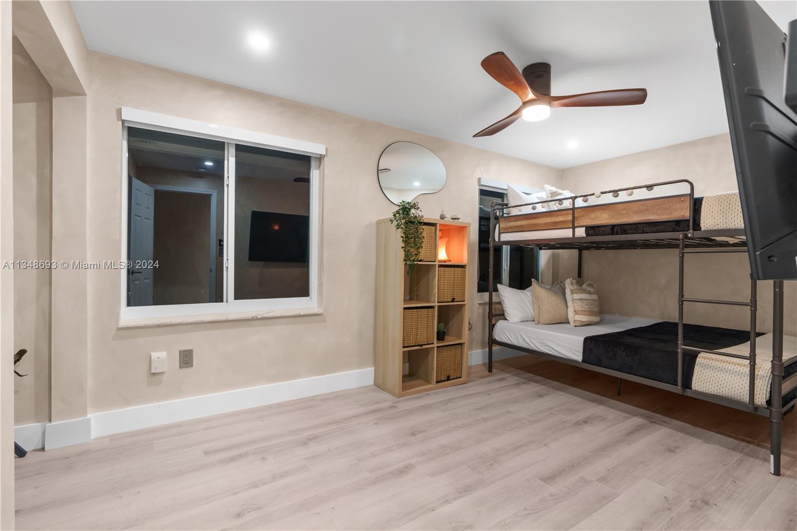 OAKLANE 1ST ADD - Residential