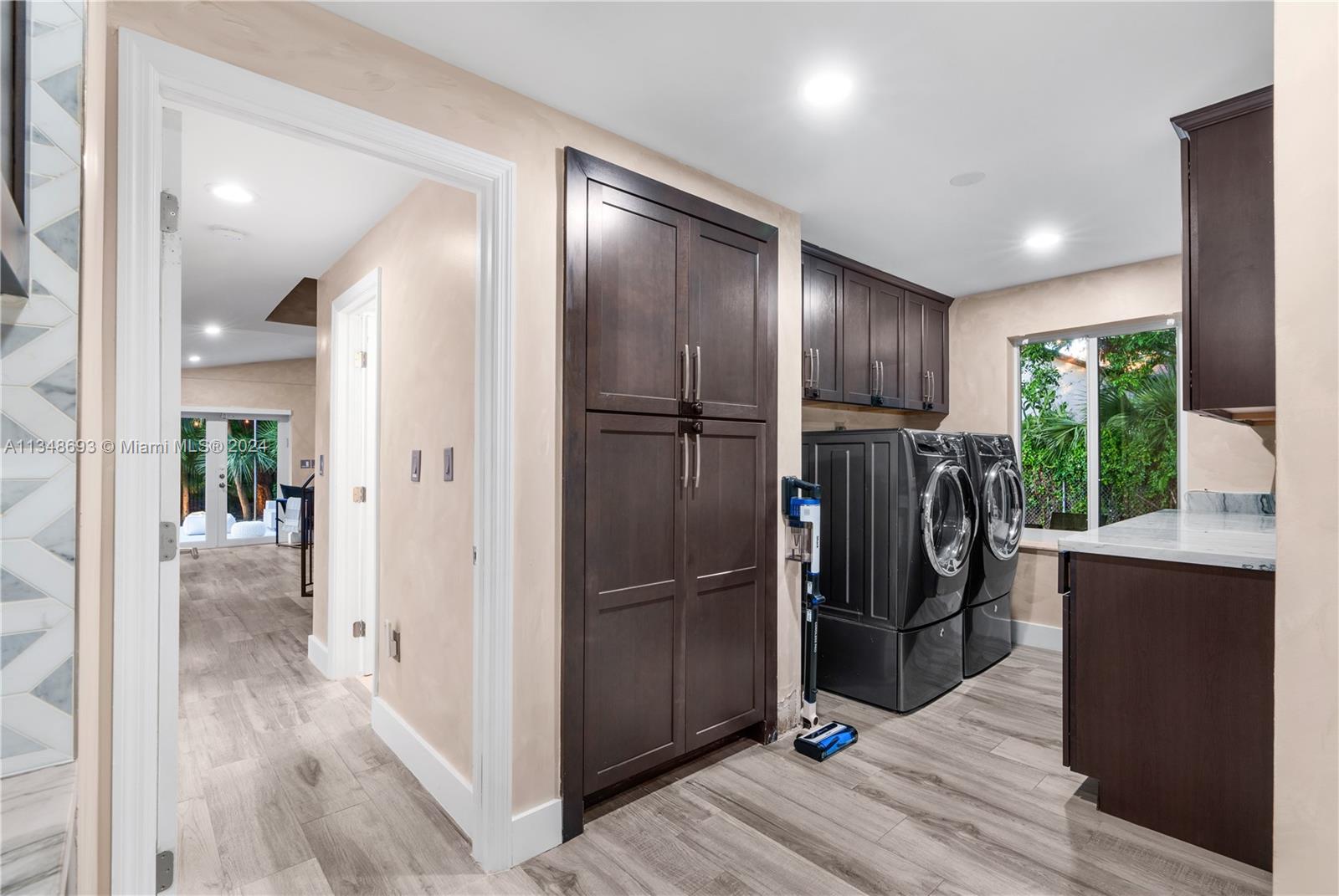 OAKLANE 1ST ADD - Residential