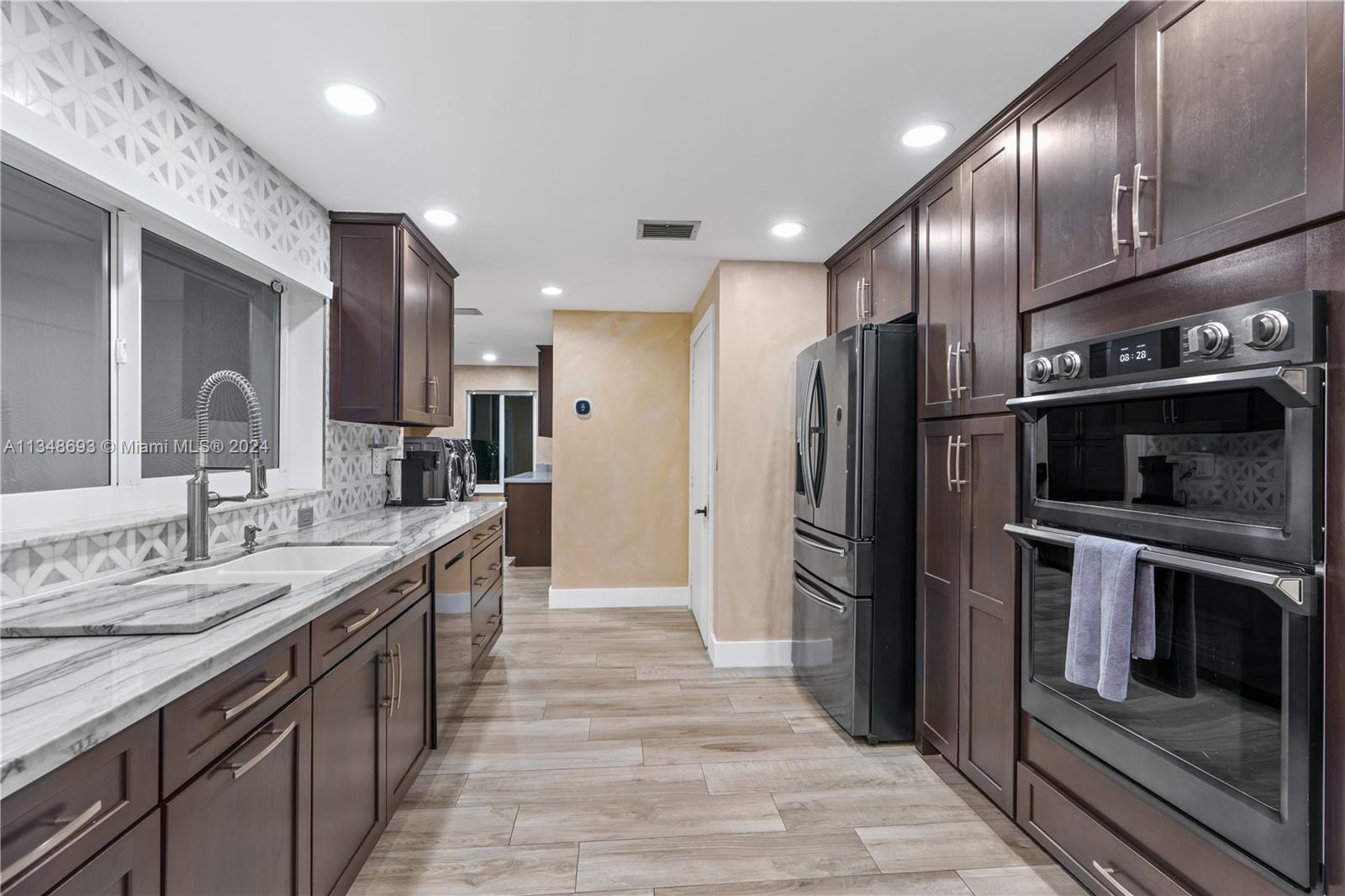 OAKLANE 1ST ADD - Residential