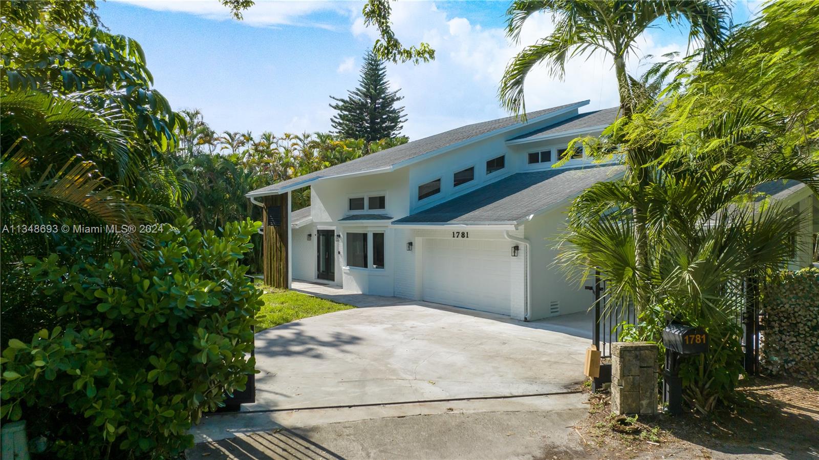 OAKLANE 1ST ADD - Residential