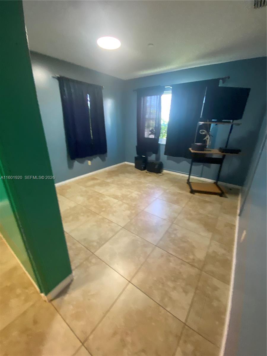 LAKE OSBORNE HEIGHTS - Residential
