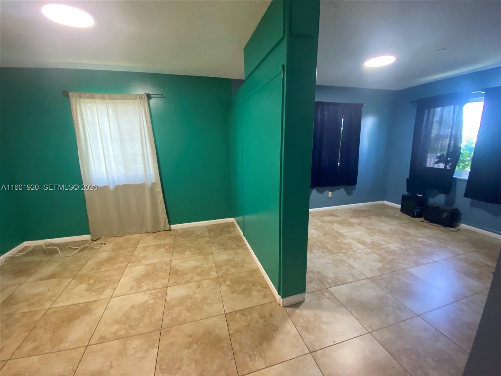 LAKE OSBORNE HEIGHTS - Residential