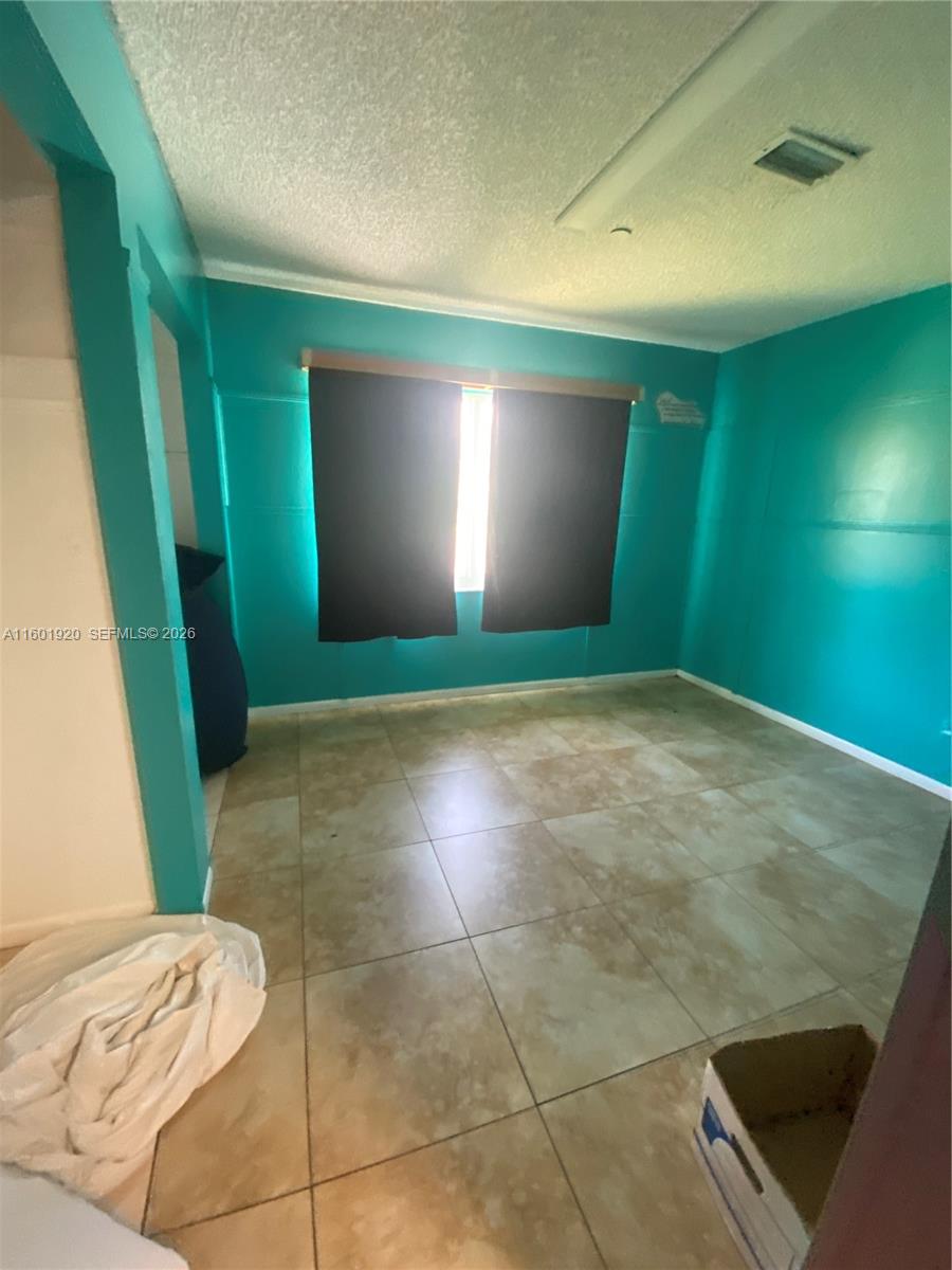 LAKE OSBORNE HEIGHTS - Residential