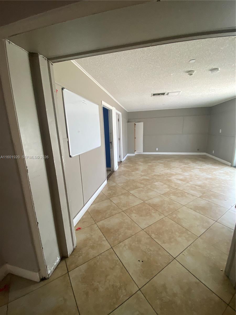 LAKE OSBORNE HEIGHTS - Residential
