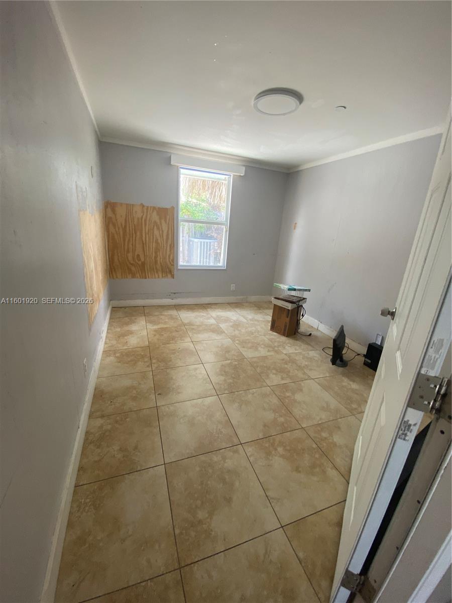 LAKE OSBORNE HEIGHTS - Residential