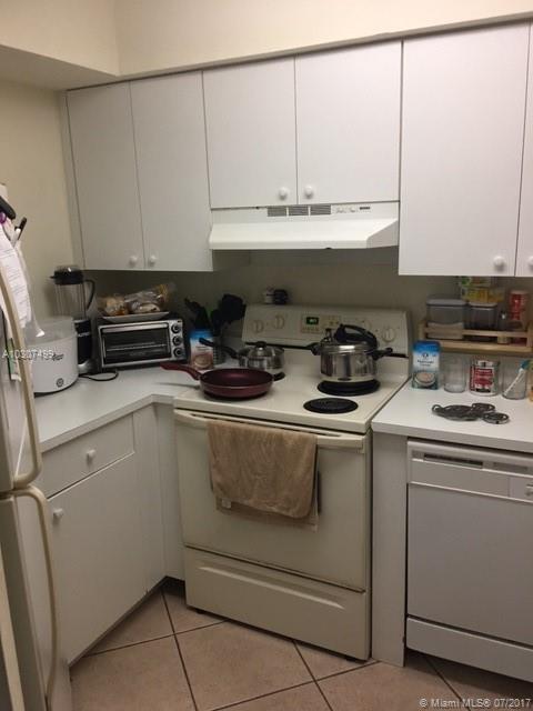 VERABELLA FALLS CONDO - Residential Lease