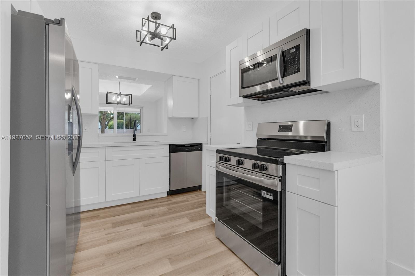 U S LEND LEASE PLAT NO ON - Residential