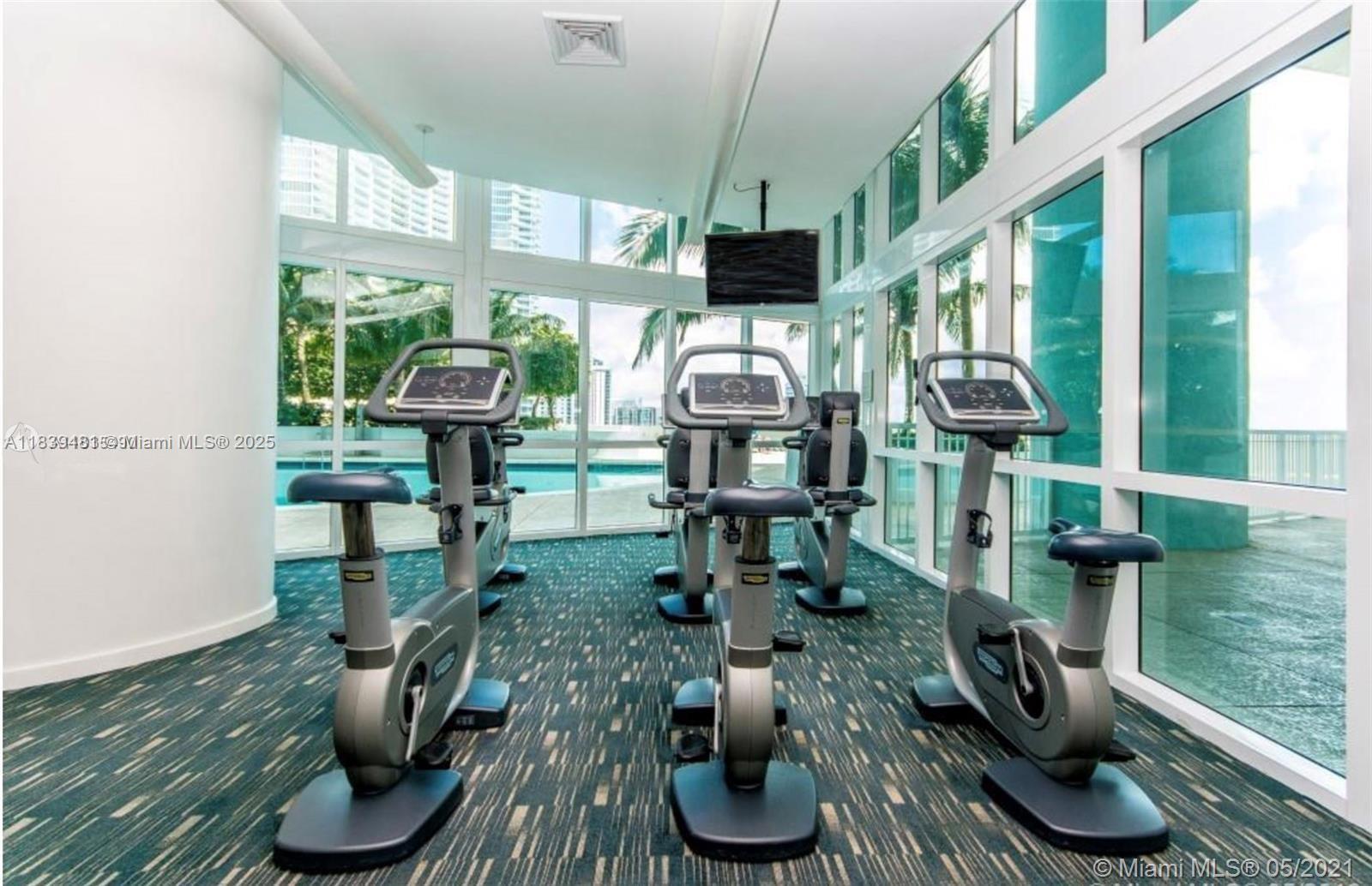 1900 N Bayshore Dr 1803