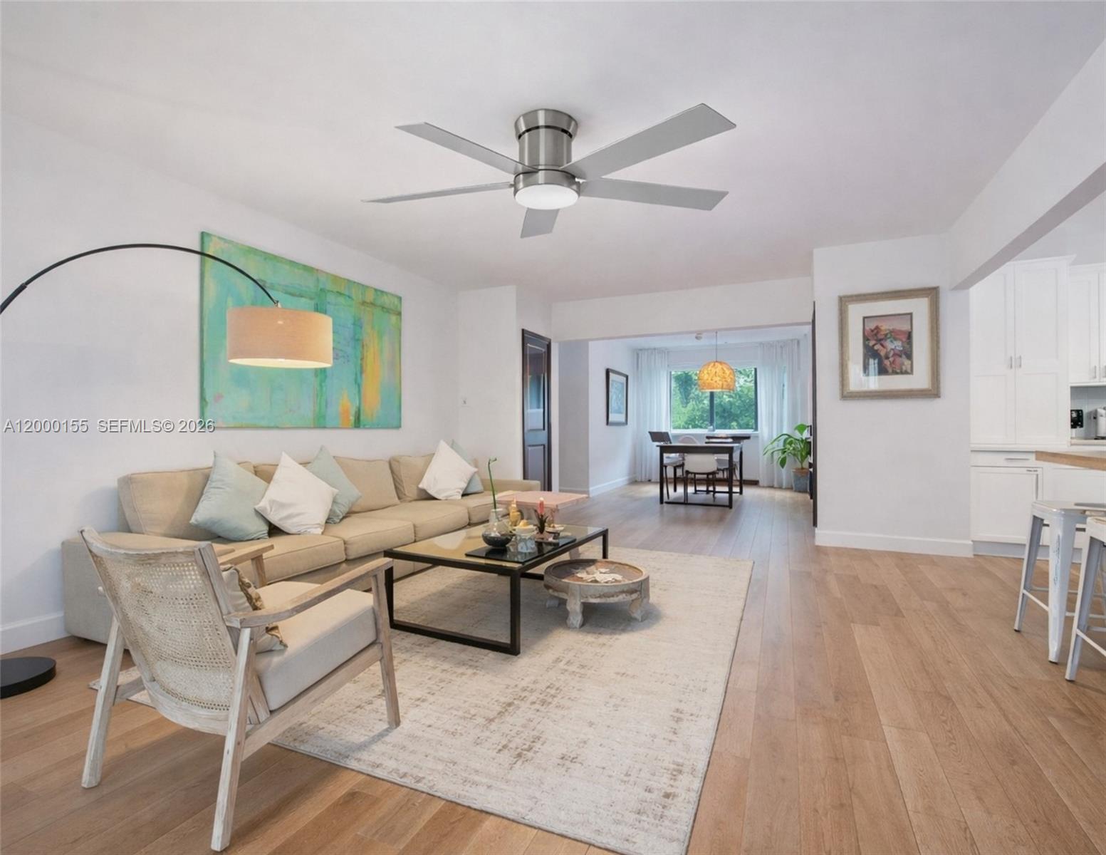 1212 Aguila Ave