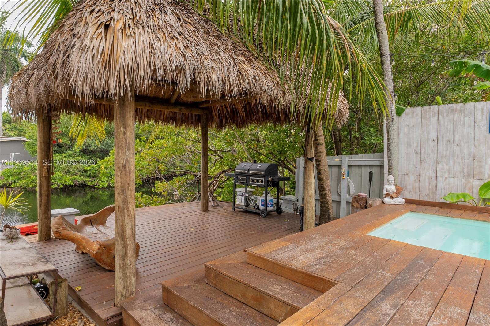 LOOK HOMESITES NO 4 - Residential