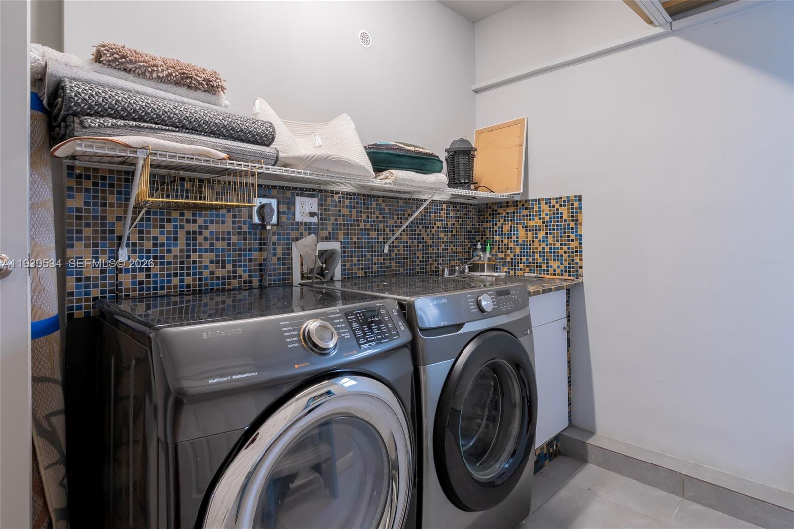 LOOK HOMESITES NO 4 - Residential