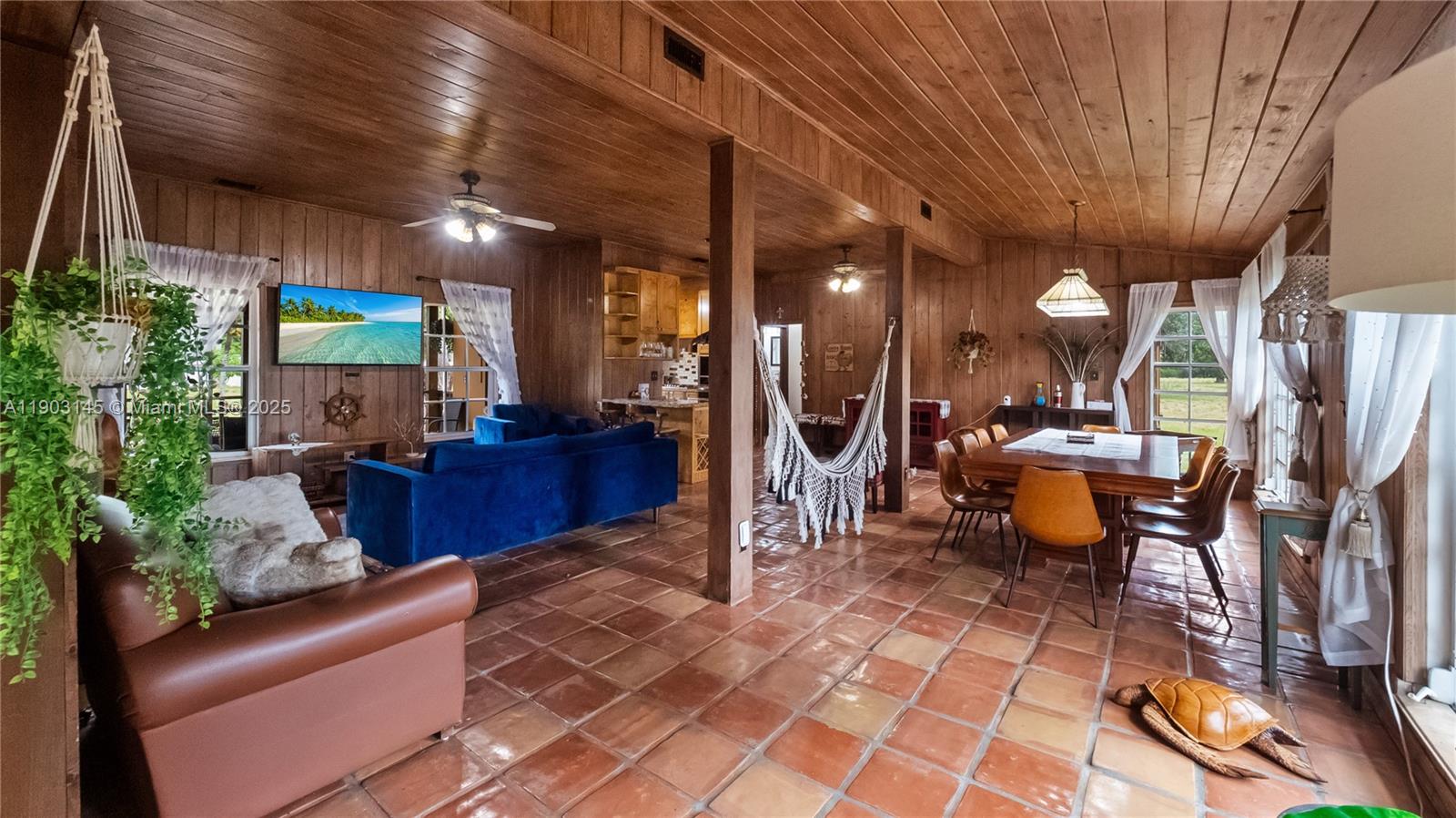 ALADDIN CITY - Residential