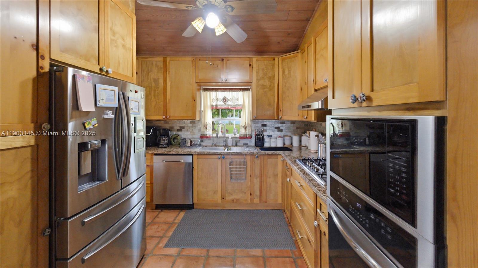 ALADDIN CITY - Residential