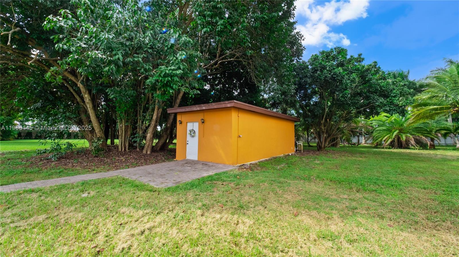 ALADDIN CITY - Residential