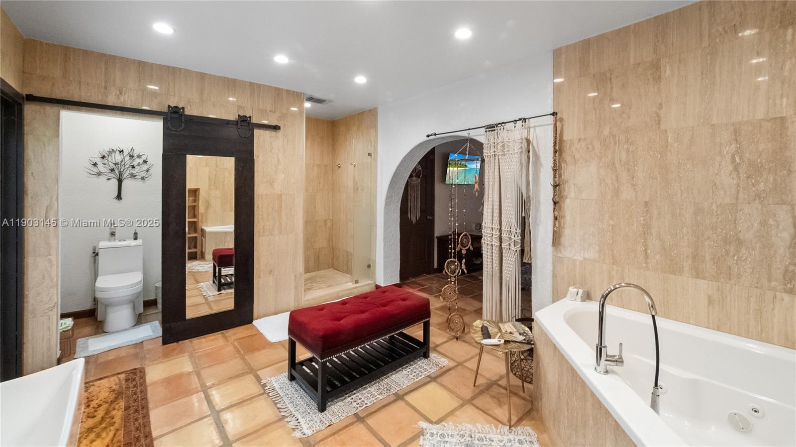 ALADDIN CITY - Residential