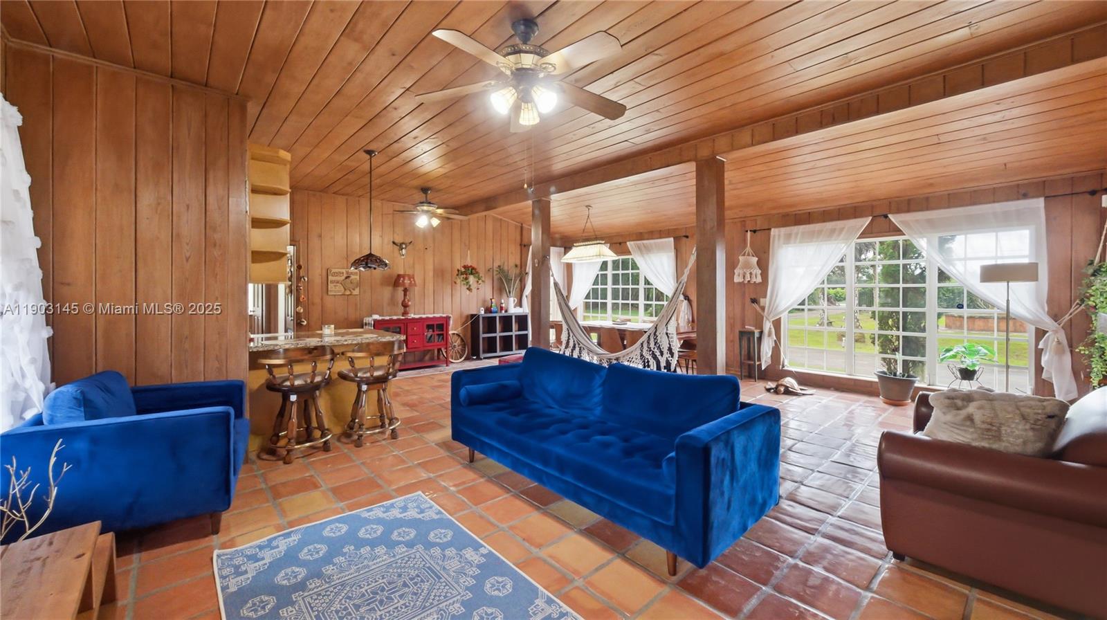 ALADDIN CITY - Residential