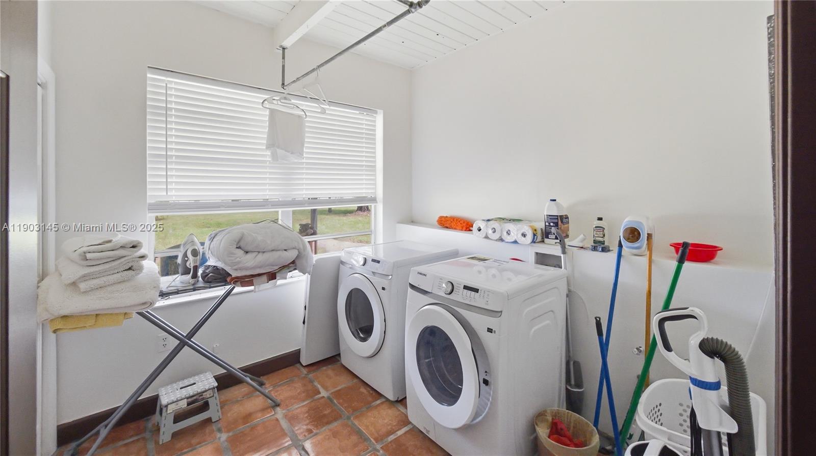 ALADDIN CITY - Residential