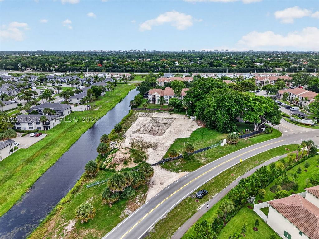 Photo of 22962 Camino Del Mar, Boca Raton, FL 33433 (MLS # A12041807)