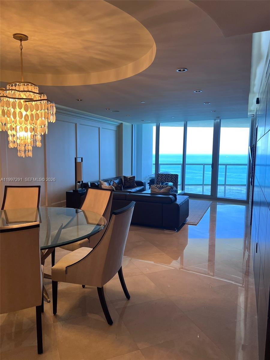 17121 Collins Ave 3304