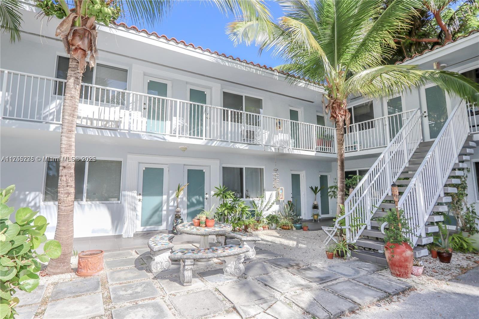Rental Property at 61 Edgewater Dr 7, Coral Gables, Broward County, Florida - Bedrooms: 1 
Bathrooms: 1  - $1,999 MO.