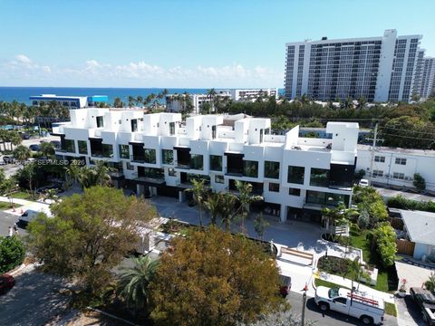 Photo of 3222 NE 7th St #2, Pompano Beach, FL 33062 (MLS # A11666656)