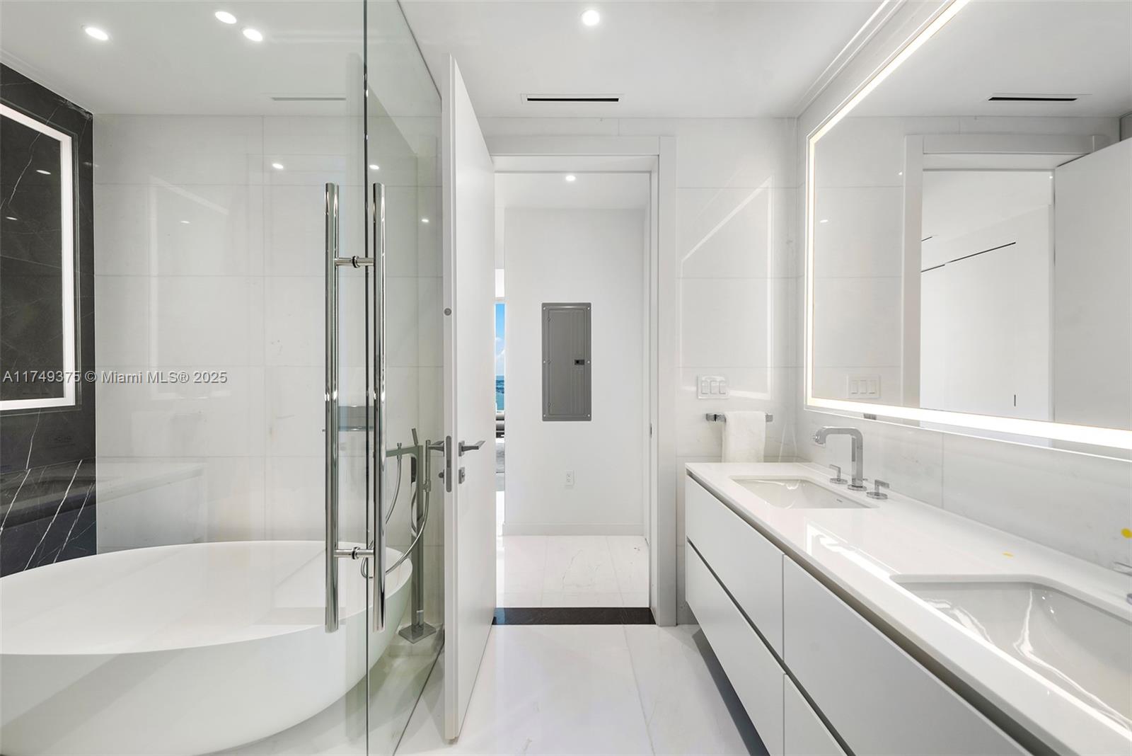 Aston Martin Residences - Residential