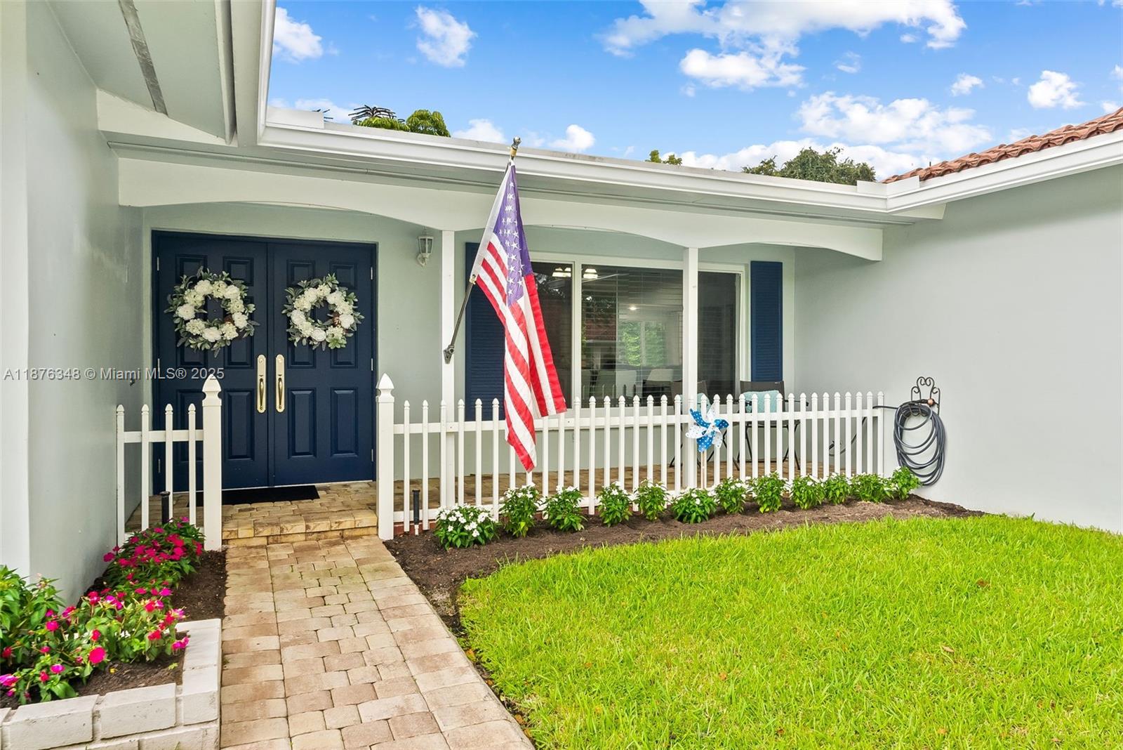 PALM BEACH FARMS CO 10 - Residential