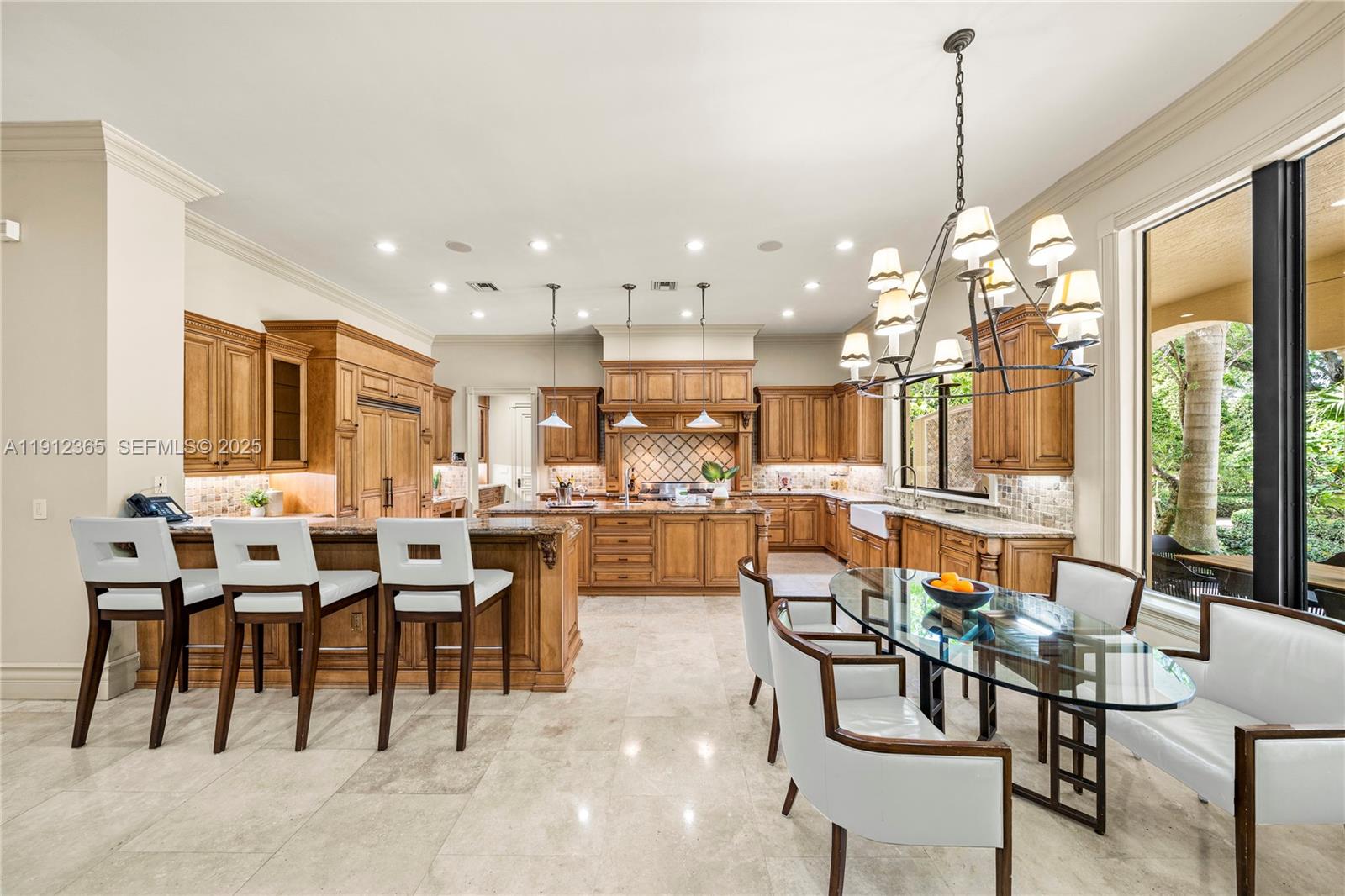 GRANADA PARK AMD - Residential