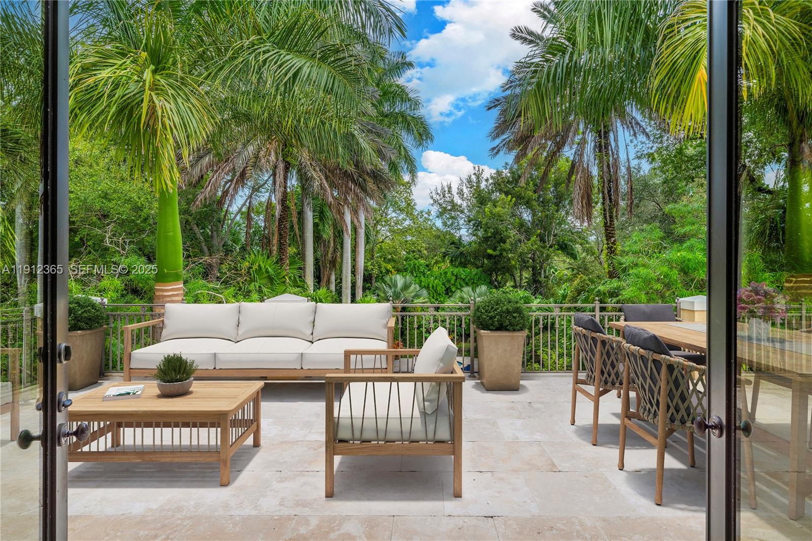 GRANADA PARK AMD - Residential