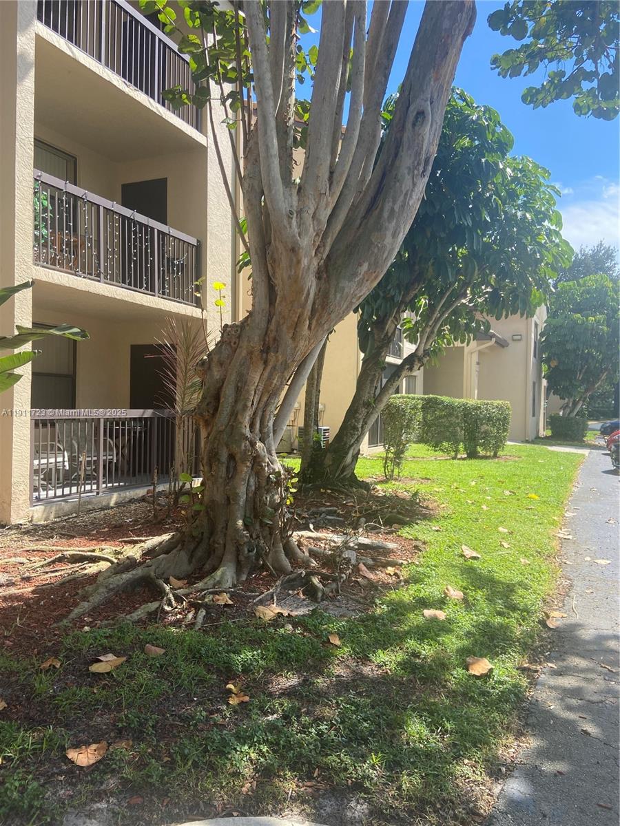 PALM AIRE GARDENS CONDO - Residential Lease